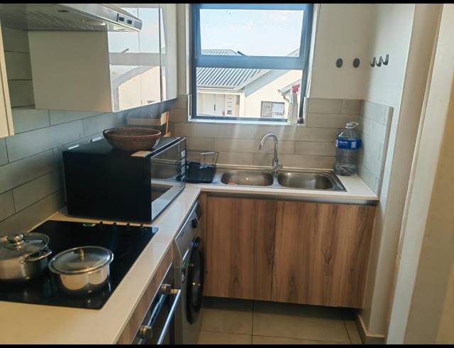 2 BEDROOM PROPERTY TO RENT IN SHERE